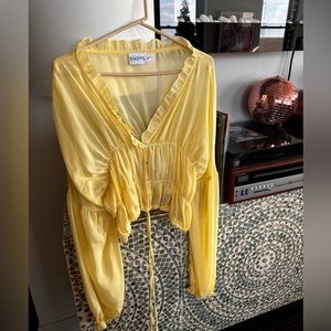 SNDYS gorgeous yellow sheer romantic topNWT